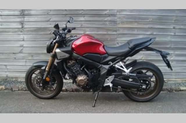 Honda CB650R (2024) thumbnail 5