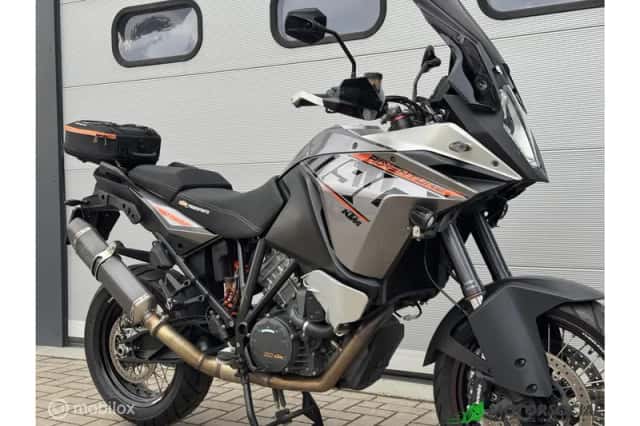 KTM 1190 Adventure (2016) thumbnail 2