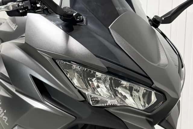 Kawasaki Ninja 650 (2026) thumbnail 3