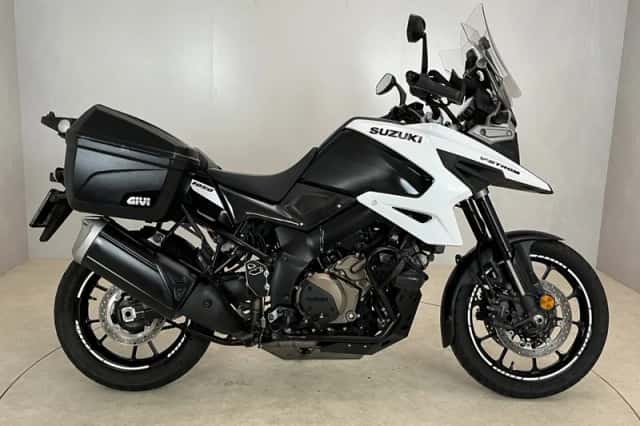 Suzuki V-Strom 1050 (2022) thumbnail 1