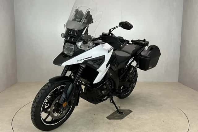Suzuki V-Strom 1050 (2022) thumbnail 4
