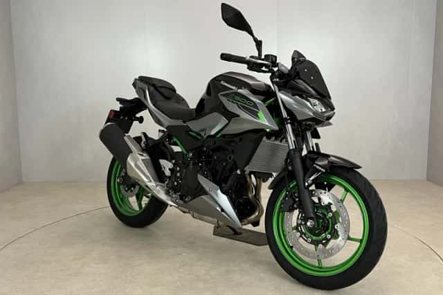 Kawasaki Z 500 SE (2026) thumbnail 2