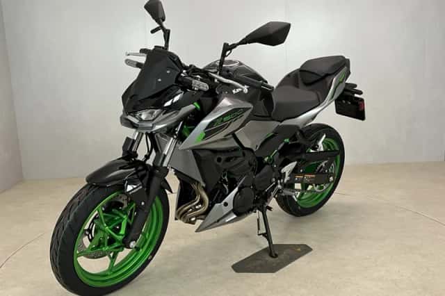 Kawasaki Z 500 SE (2026) thumbnail 4