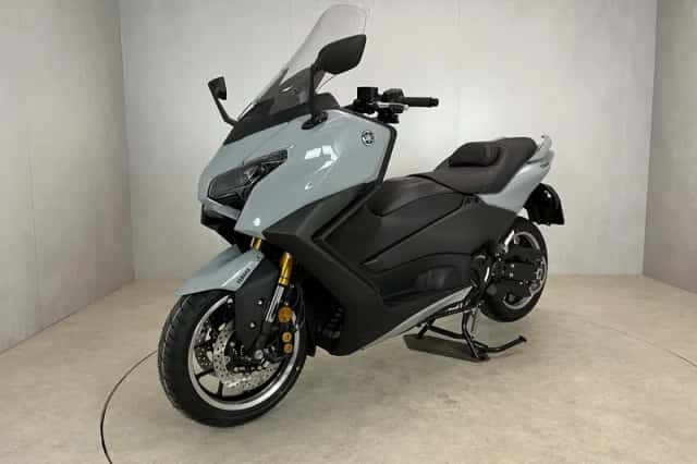 Yamaha Tmax 560 Tech MAX (2026) thumbnail 3