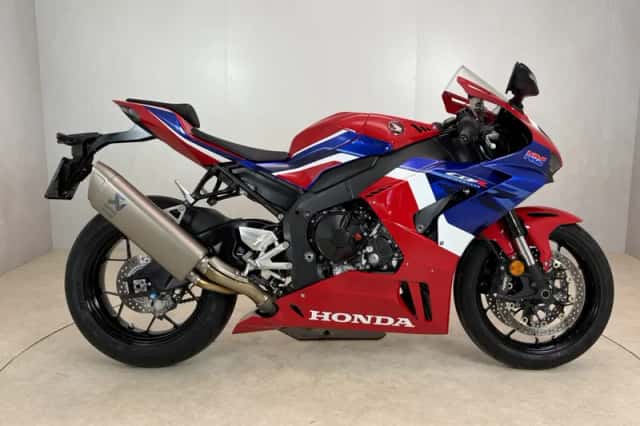 Honda CBR 1000 RRR (2021) thumbnail 1