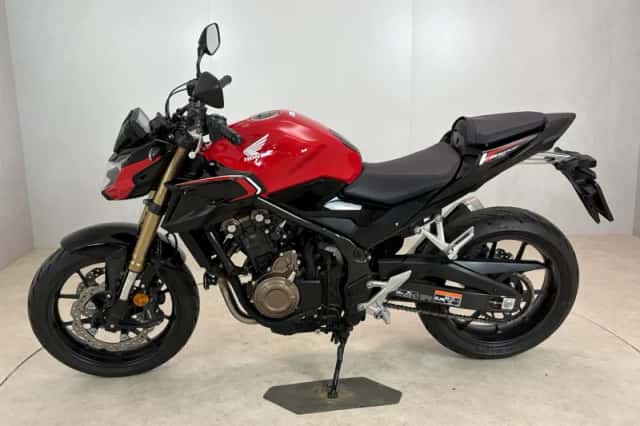 Honda CB500F (2023) thumbnail 4