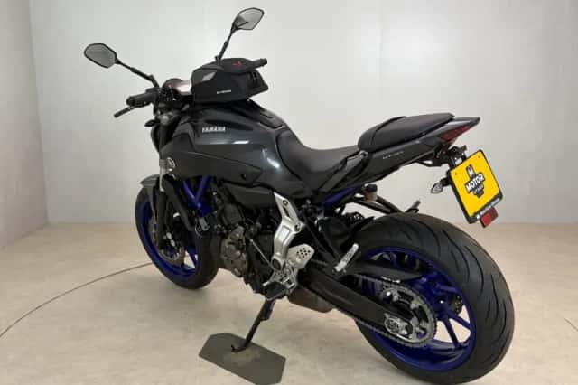 Yamaha MT-07 (2014) thumbnail 6