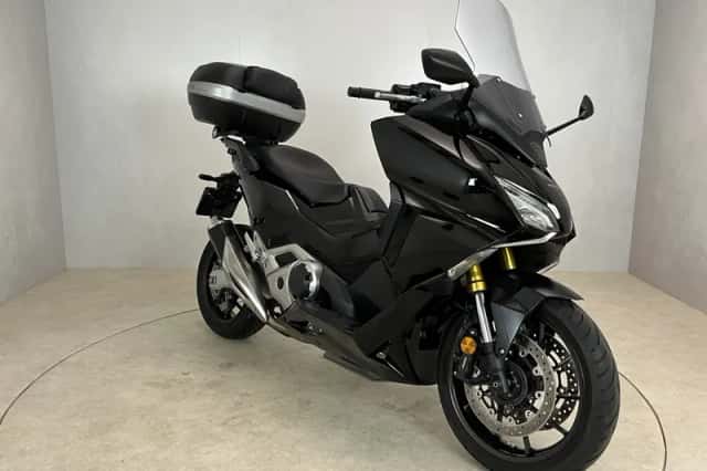 Honda Forza 750 (2021) thumbnail 2