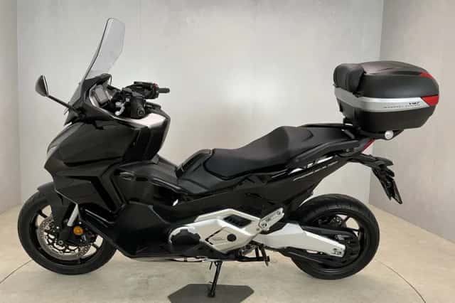 Honda Forza 750 (2021) thumbnail 4