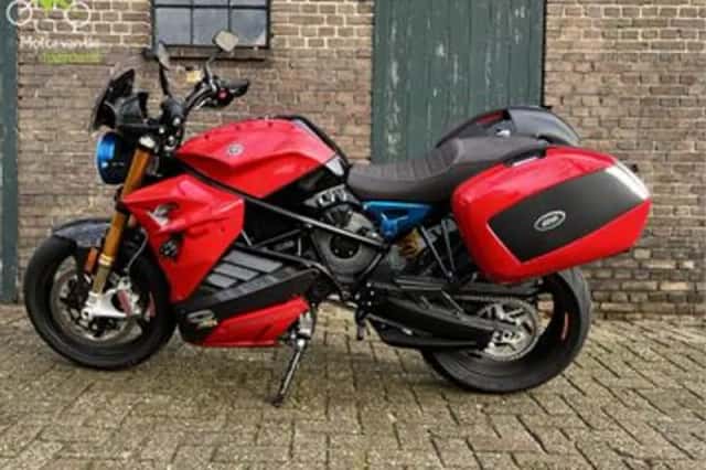 Energica ESSEESSE9+ RS (2021) thumbnail 1