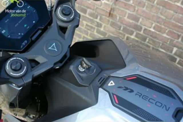 Ultraviolette F77 Mach 2 (2025) thumbnail 6