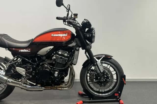 Kawasaki Z900RS (2019) thumbnail 3