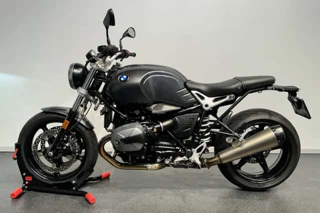 BMW R nine t pure (2024) thumbnail 2