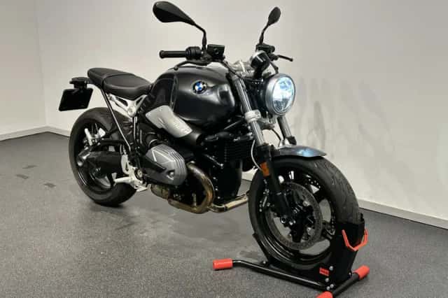 BMW R nine t pure (2024) thumbnail 3