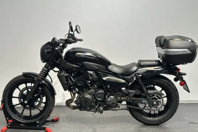 Kawasaki Eliminator 500 SE (2024) thumbnail 2