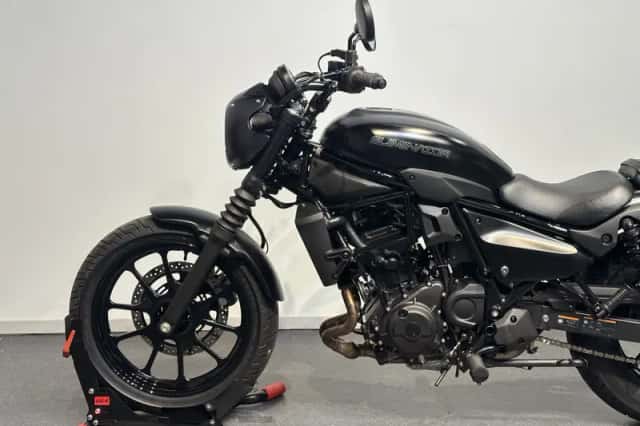 Kawasaki Eliminator 500 SE (2024) thumbnail 4