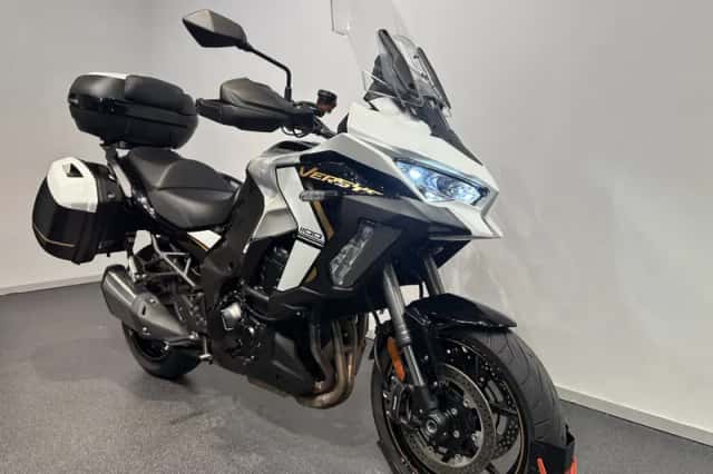 Kawasaki Versys 1100 SE (2025) thumbnail 3