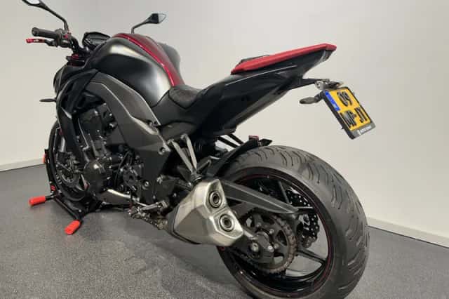 Kawasaki Z1000 (2016) thumbnail 4