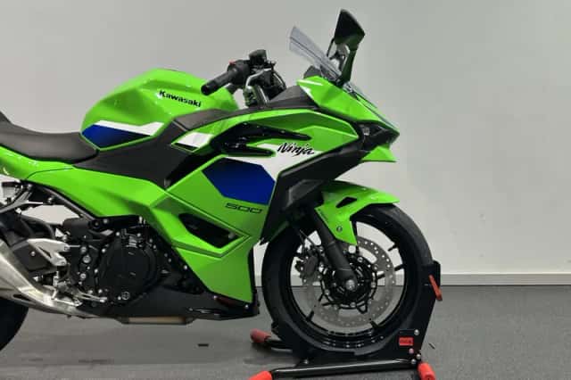 Kawasaki Ninja 500 (2026) thumbnail 3