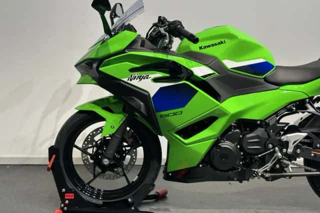 Kawasaki Ninja 500 (2026) thumbnail 4