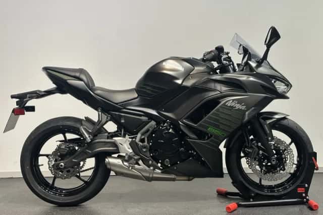 Kawasaki Ninja 650 (2026) thumbnail 1