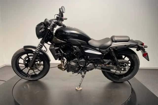 Kawasaki Eliminator 500 SE (2026) thumbnail 2