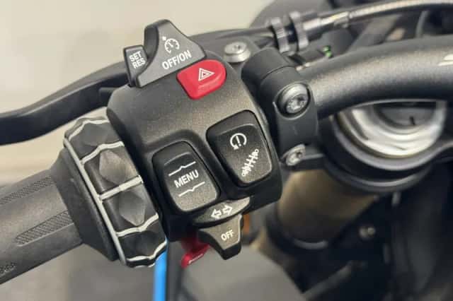 BMW S 1000 R (2026) thumbnail 6