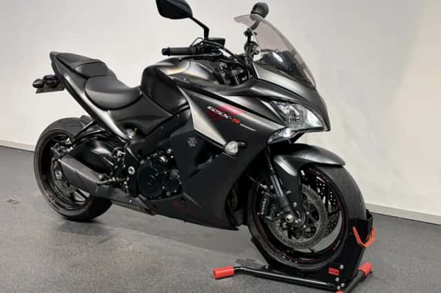 Suzuki GSX-S1000FA (2018) thumbnail 3