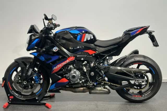 BMW M 1000 R (2023) thumbnail 2