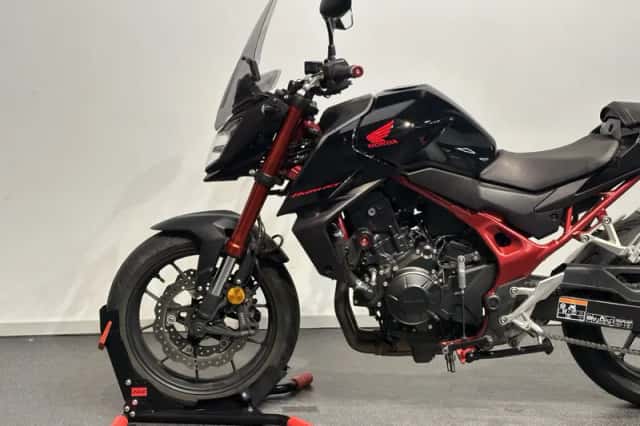 Honda CB 750 Hornet (2023) thumbnail 4