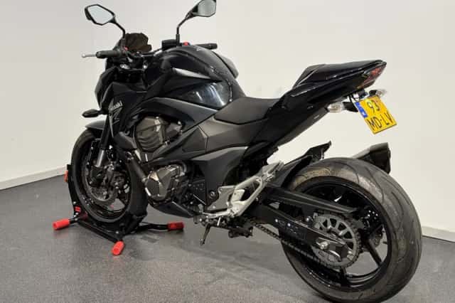 Kawasaki Z800 (2013) thumbnail 4