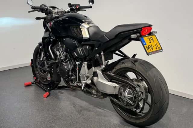 Honda CB1000R (2020) thumbnail 4
