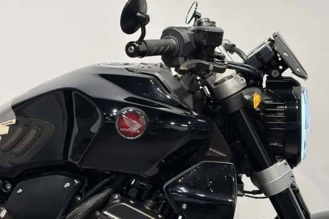 Honda CB1000R (2020) thumbnail 5