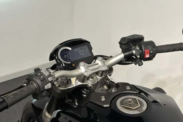Honda CB1000R (2020) thumbnail 6