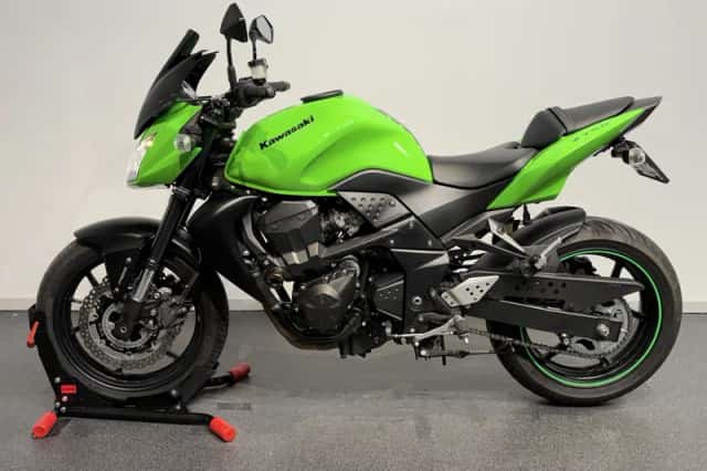 Kawasaki Z750 (2011) thumbnail 2