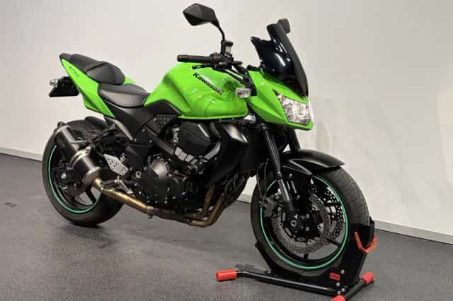 Kawasaki Z750 (2011) thumbnail 3