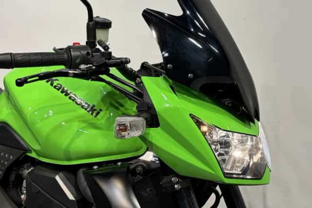 Kawasaki Z750 (2011) thumbnail 5