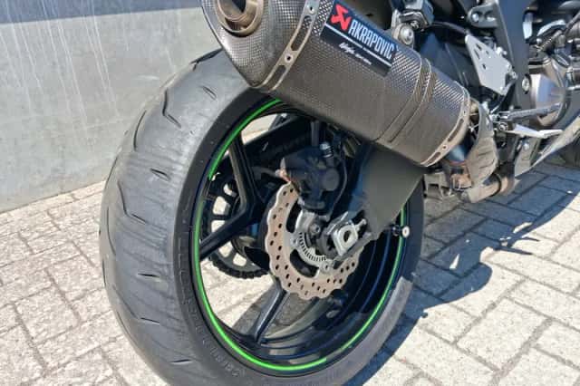 Kawasaki Ninja ZX-6R (2019) thumbnail 4