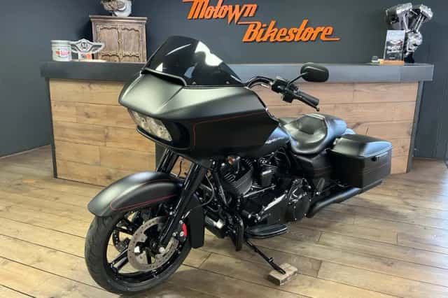 Harley-Davidson Road Glide (2016) thumbnail 5