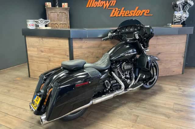 Harley-Davidson 114Ci CVO Streetglide 5HD (2017) thumbnail 2
