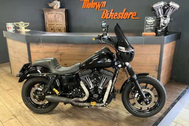 Harley-Davidson Dyna LOW Rider (2015) thumbnail 1