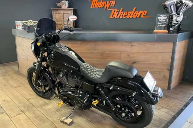 Harley-Davidson Dyna LOW Rider (2015) thumbnail 4