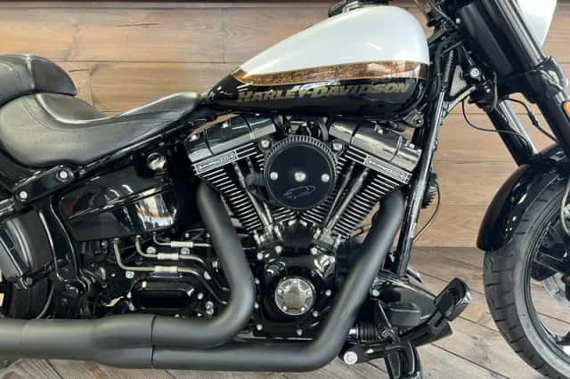 Harley-Davidson Breakout (2016) thumbnail 6