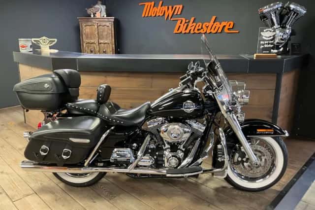 Harley-Davidson Road King Classic (2008) thumbnail 1