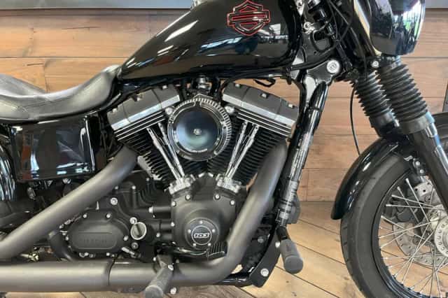 Harley-Davidson 103 Dyna Streetbob CLub Style Black Edition Python Exhaust (2016) thumbnail 6