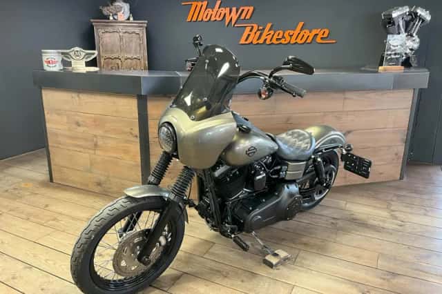 Harley-Davidson 103 Dyna Streetbob CLub Style Vance Hines Exhaust (2017) thumbnail 5