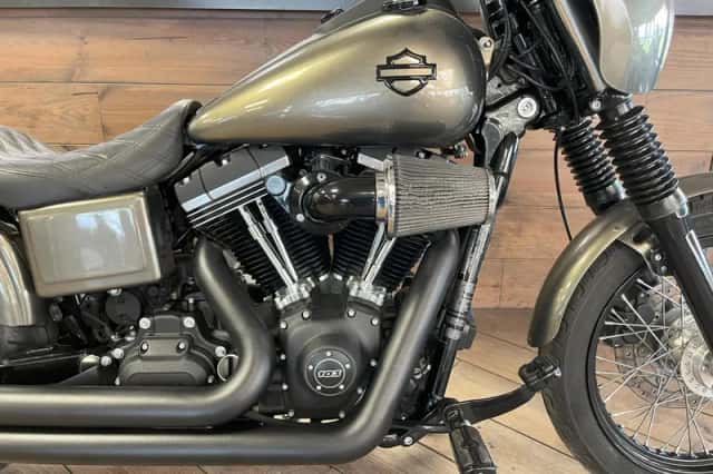 Harley-Davidson 103 Dyna Streetbob CLub Style Vance Hines Exhaust (2017) thumbnail 6