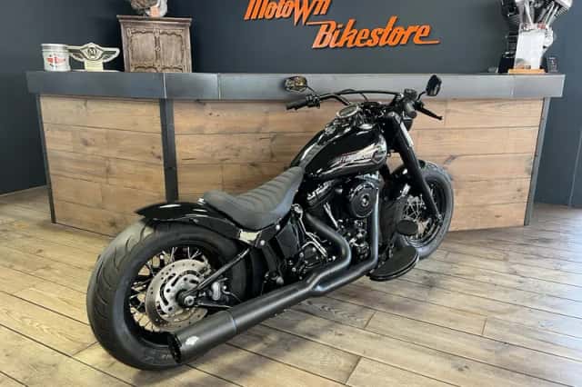 Harley-Davidson Softail Slim (2015) thumbnail 2