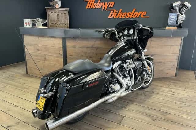 Harley-Davidson 103Ci Streetglide Vance Hines X-Pipe Monkeybar (2012) thumbnail 2