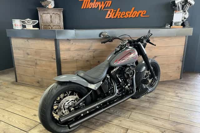Harley-Davidson Softail Slim (2016) thumbnail 2